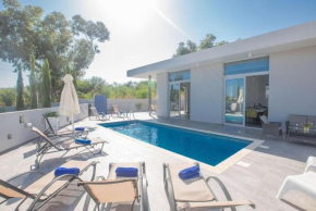 Villa Ymnia 1